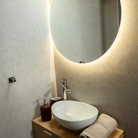 Apartament Modern Loft With Parking Near White Tower *