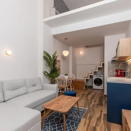 Apartment Modern Loft With Parking Near White Tower *