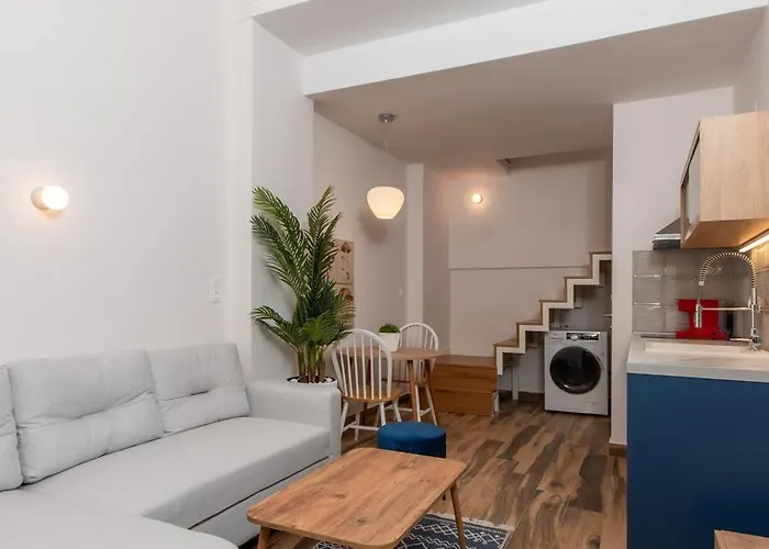 Апартаменты Modern Loft With Parking Near White Tower *